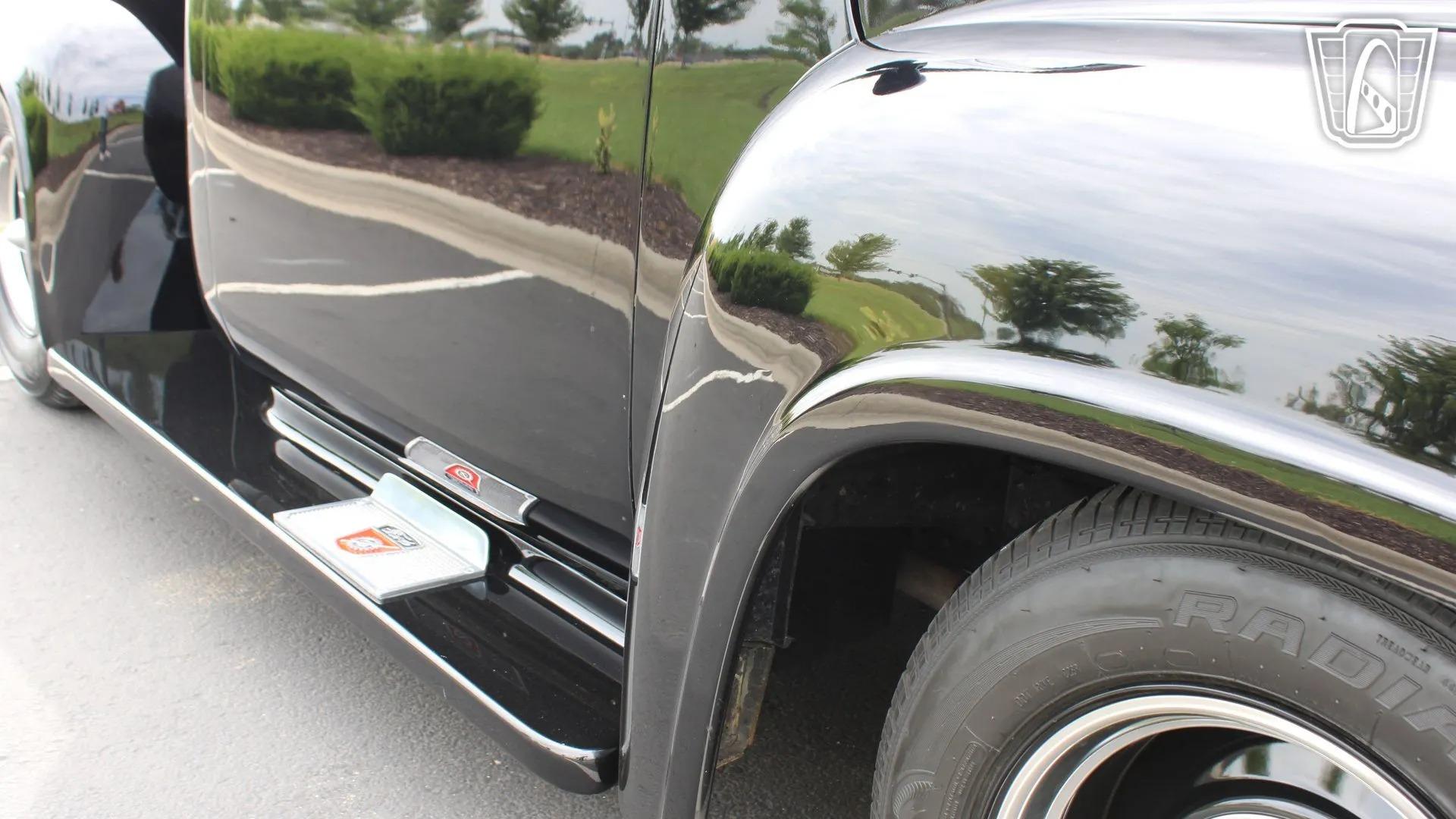 1953 Ford F-100