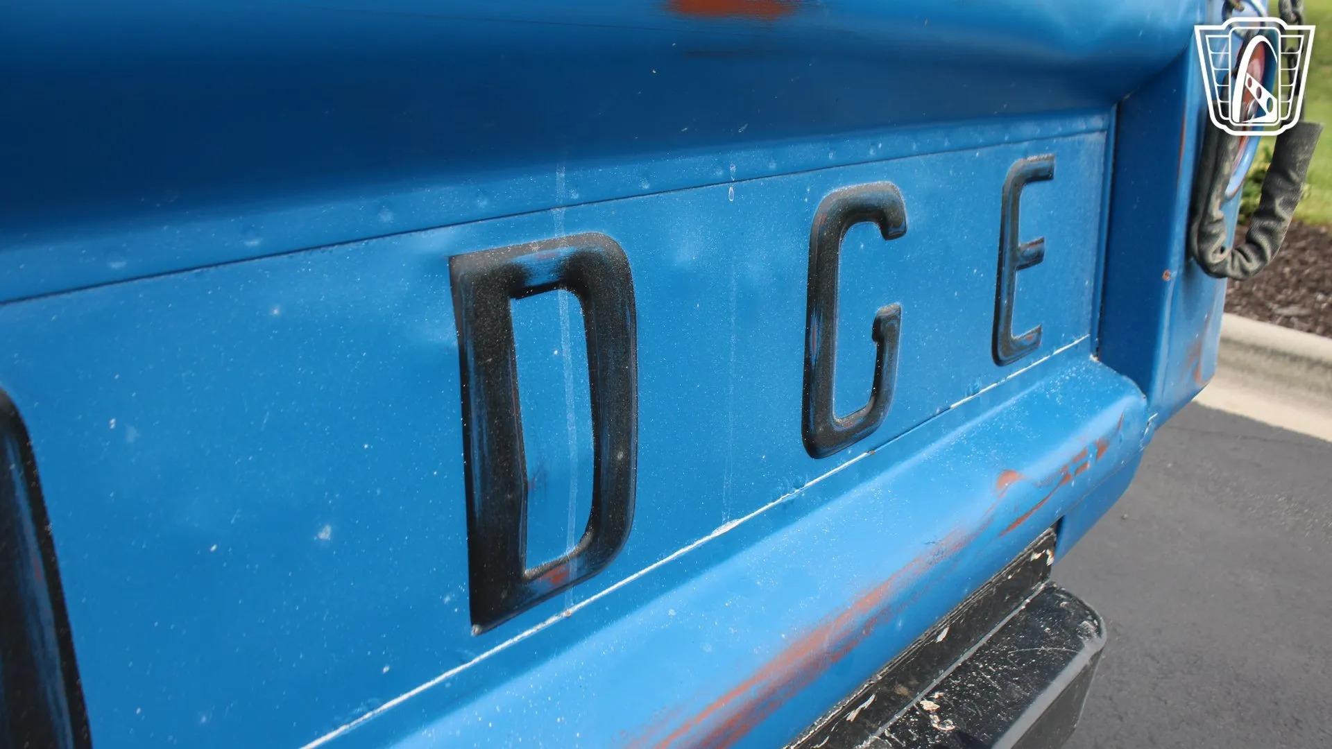 1965 Dodge D100