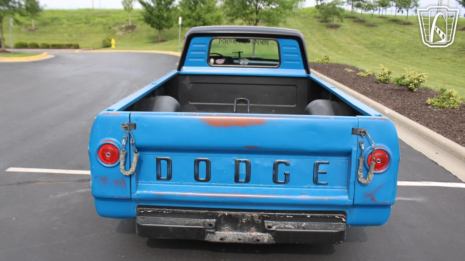 1965 Dodge D100