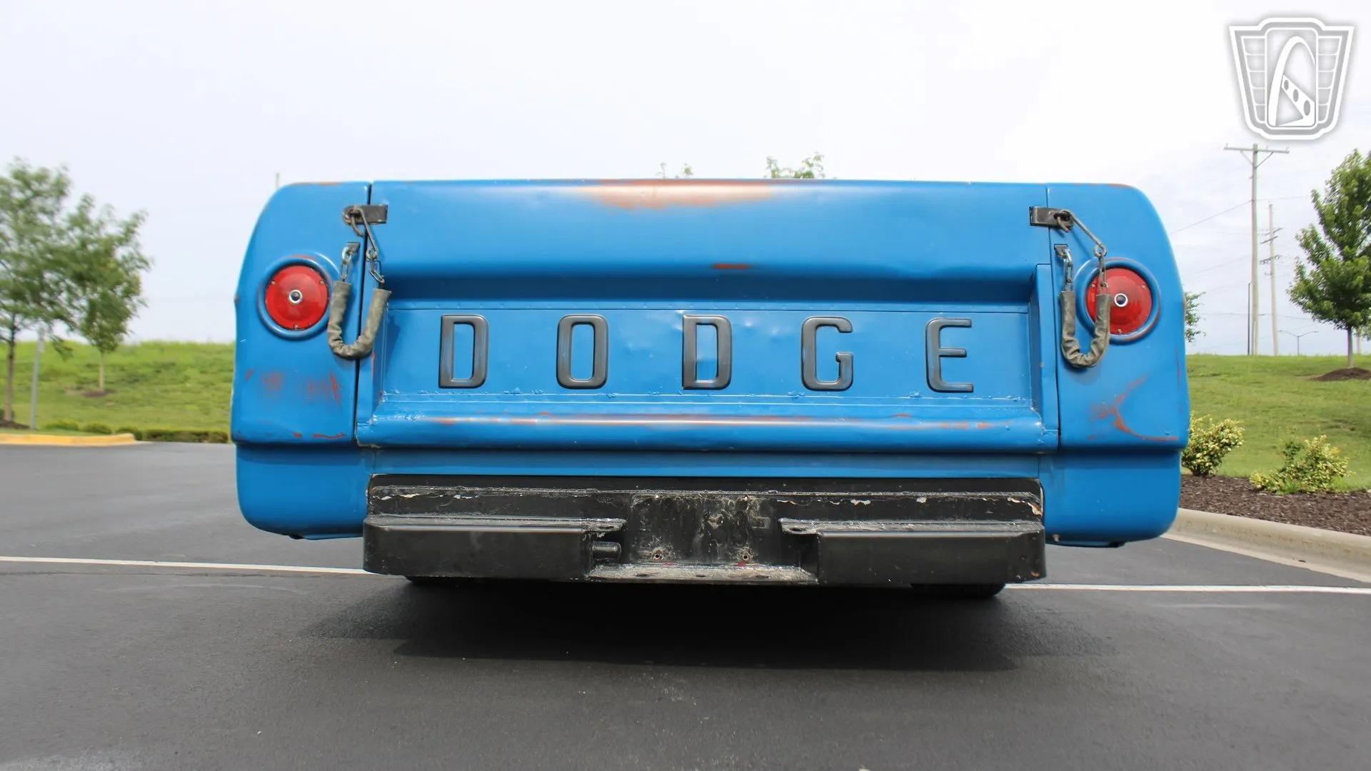 1965 Dodge D100
