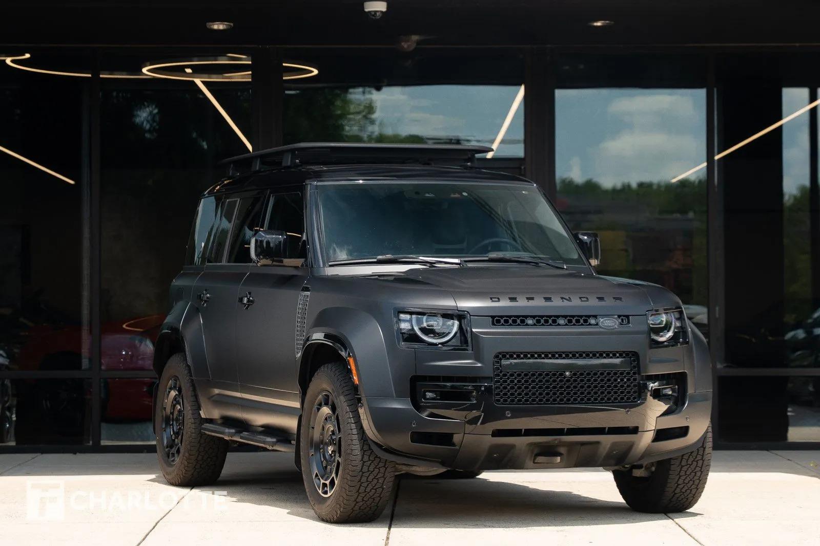 2026 Land Rover Defender OCTA - 2