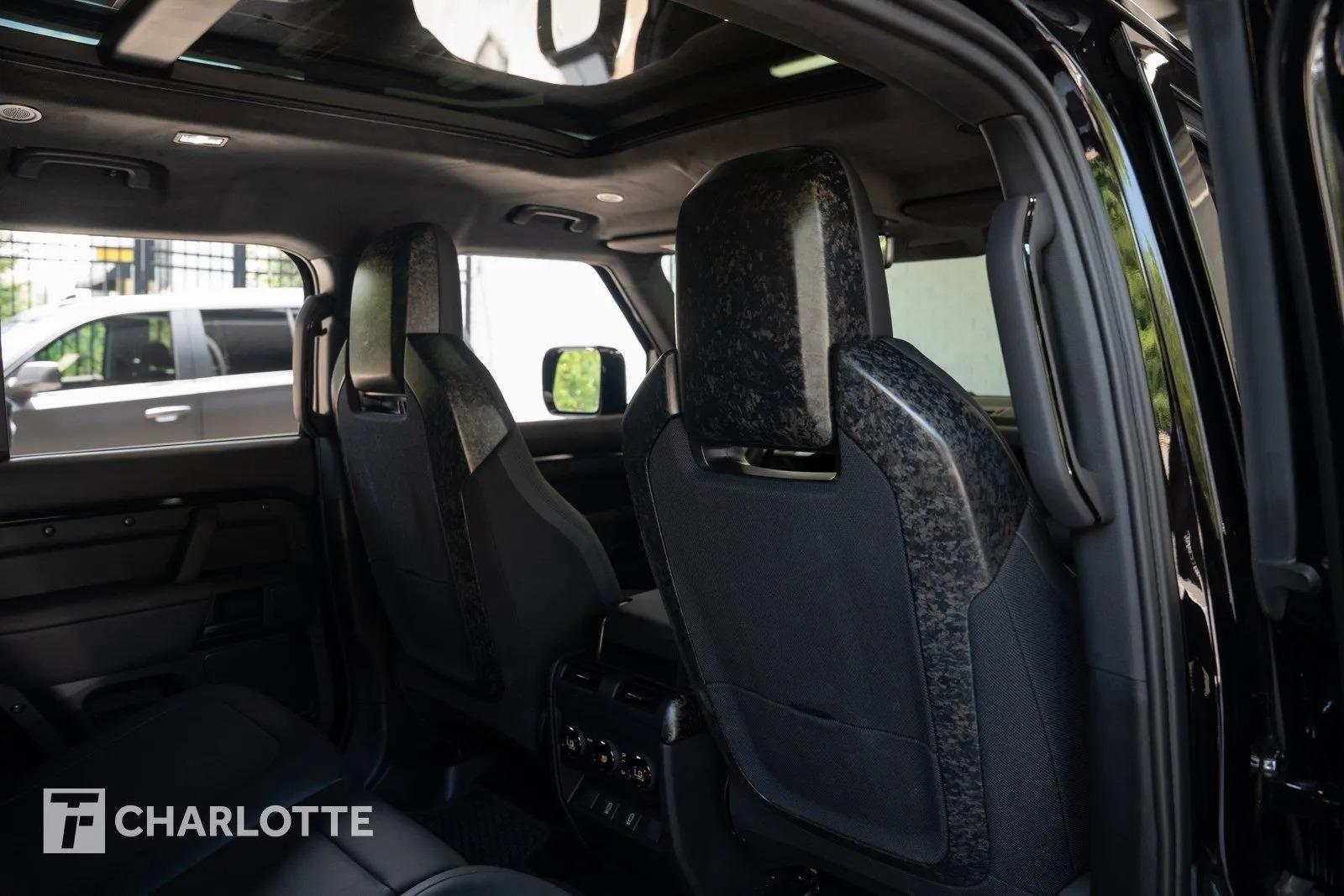 2026 Land Rover Defender OCTA