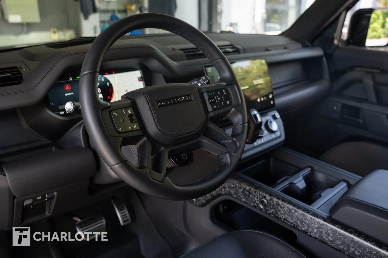 2026 Land Rover Defender OCTA