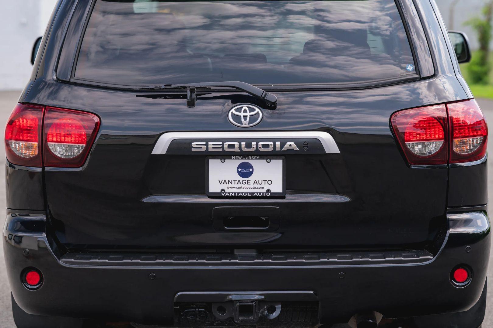 2020 Toyota Sequoia Platinum