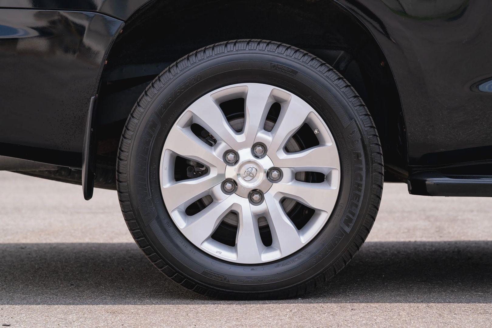 2020 Toyota Sequoia Platinum