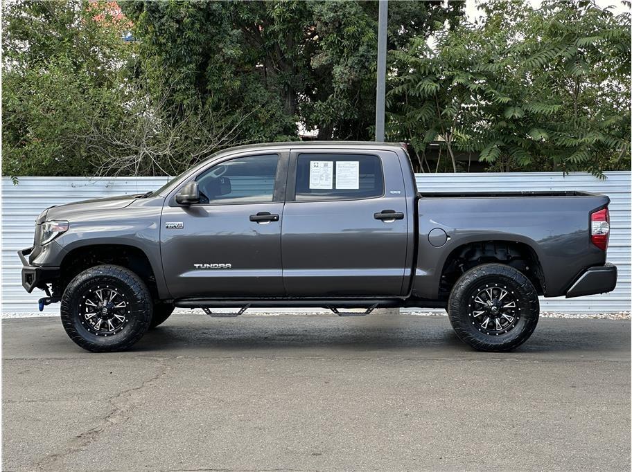 2016 Toyota Tundra CrewMax SR5