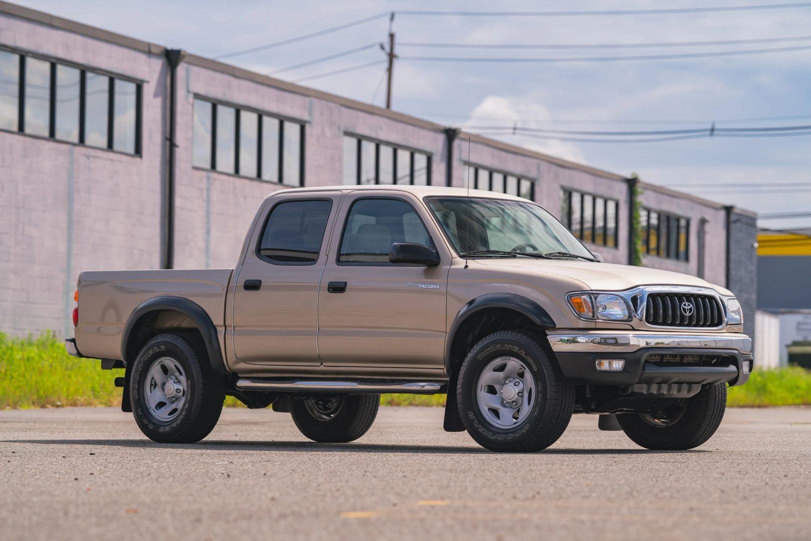 43k-Mile 2004 Toyota Tacoma Double Cab SR5
