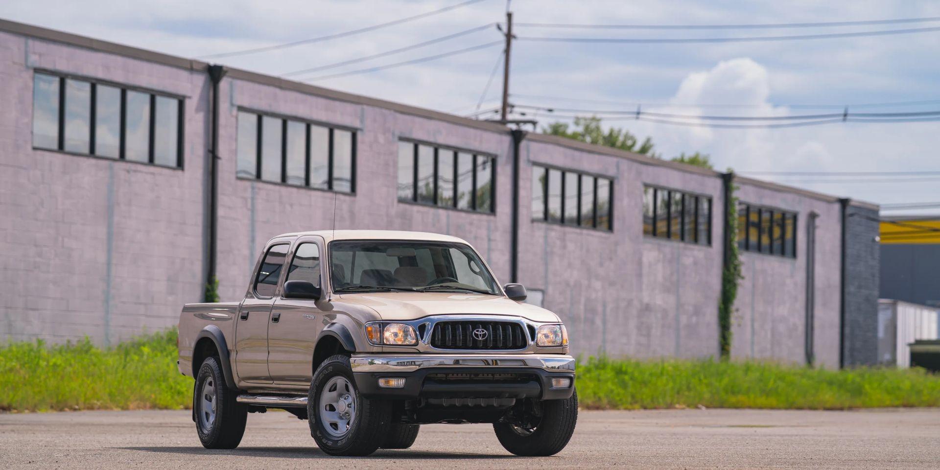 43k-Mile 2004 Toyota Tacoma Double Cab SR5