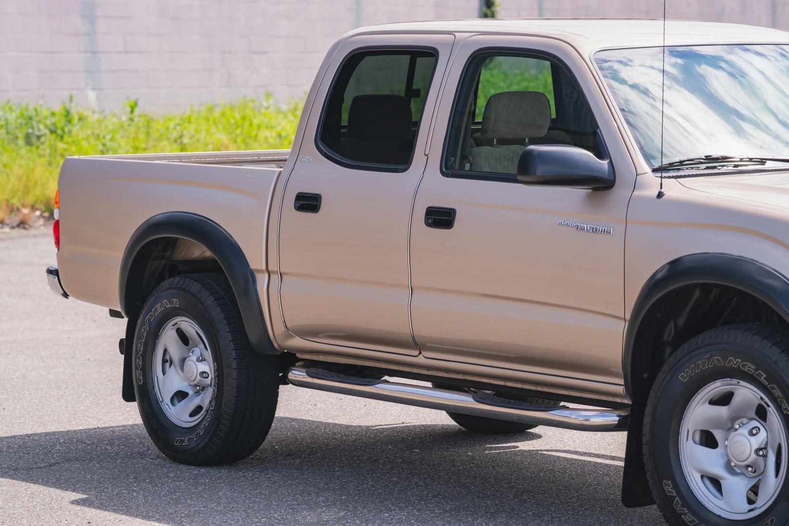 43k-Mile 2004 Toyota Tacoma Double Cab SR5