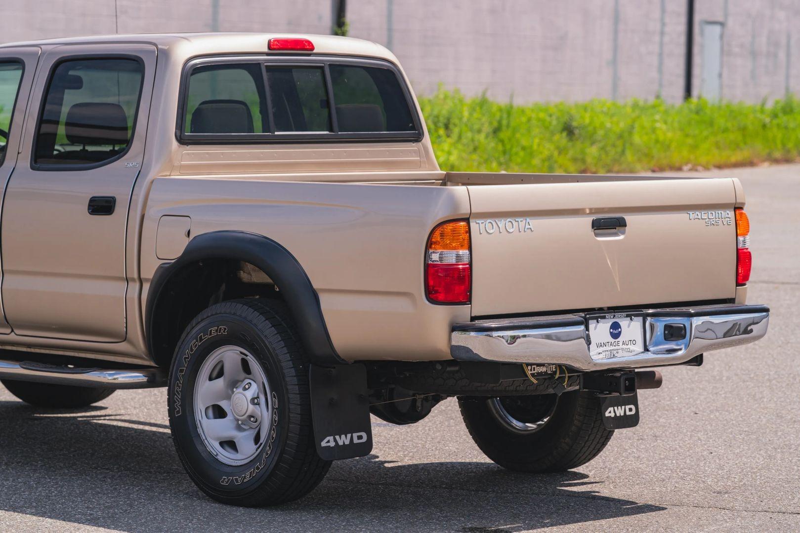 43k-Mile 2004 Toyota Tacoma Double Cab SR5