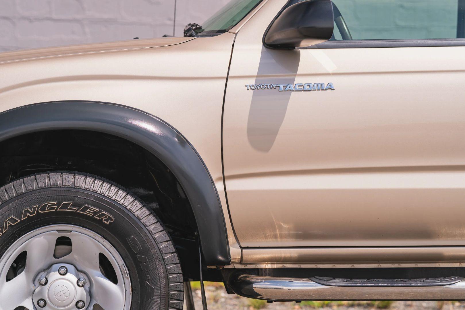 43k-Mile 2004 Toyota Tacoma Double Cab SR5
