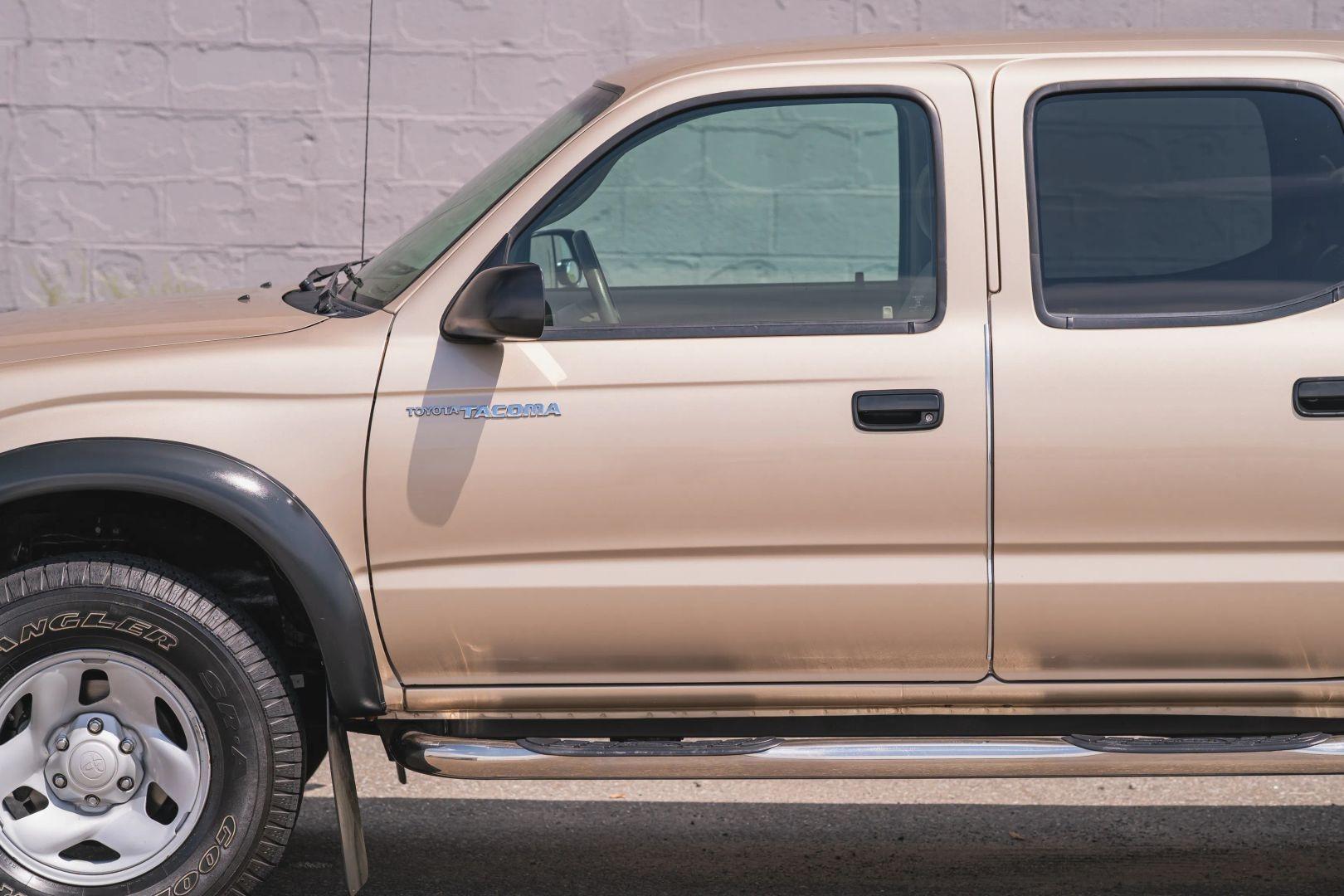 43k-Mile 2004 Toyota Tacoma Double Cab SR5
