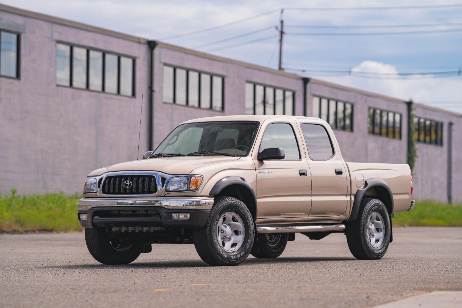 43k-Mile 2004 Toyota Tacoma Double Cab SR5