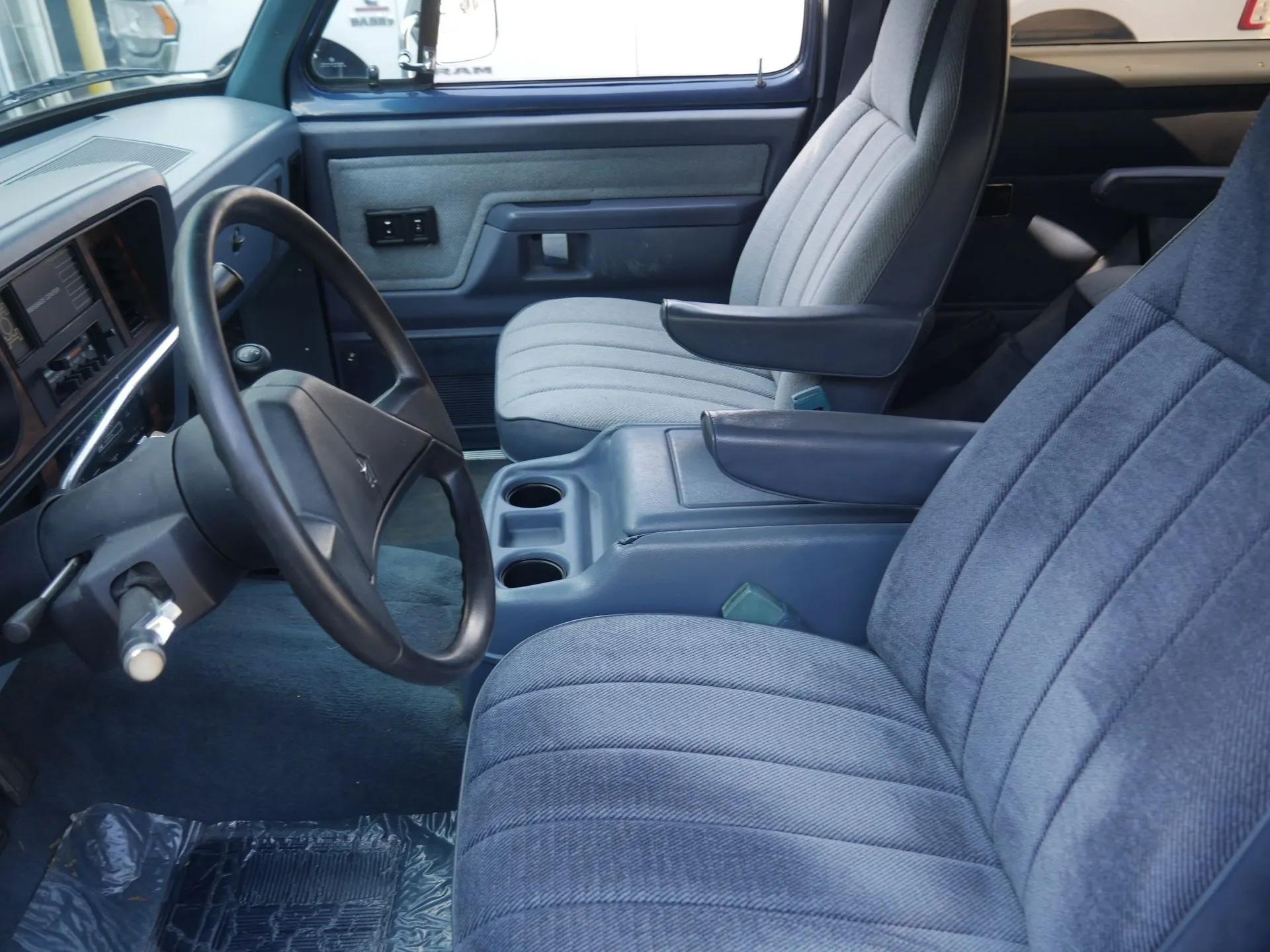1988 Dodge Ramcharger 4x4 - 5