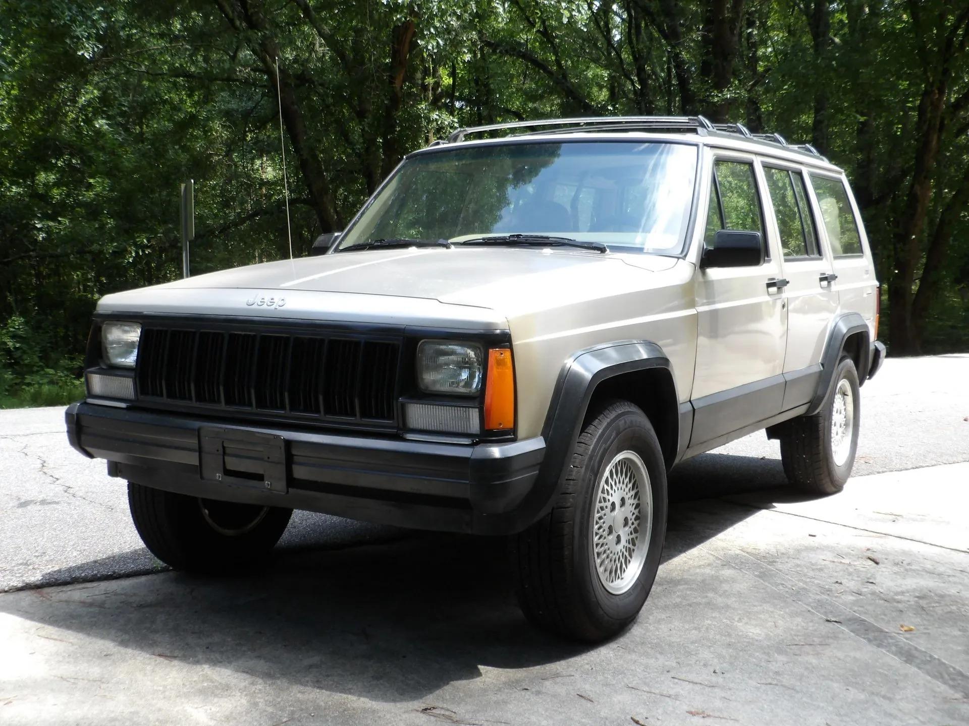  Jeep Cherokee