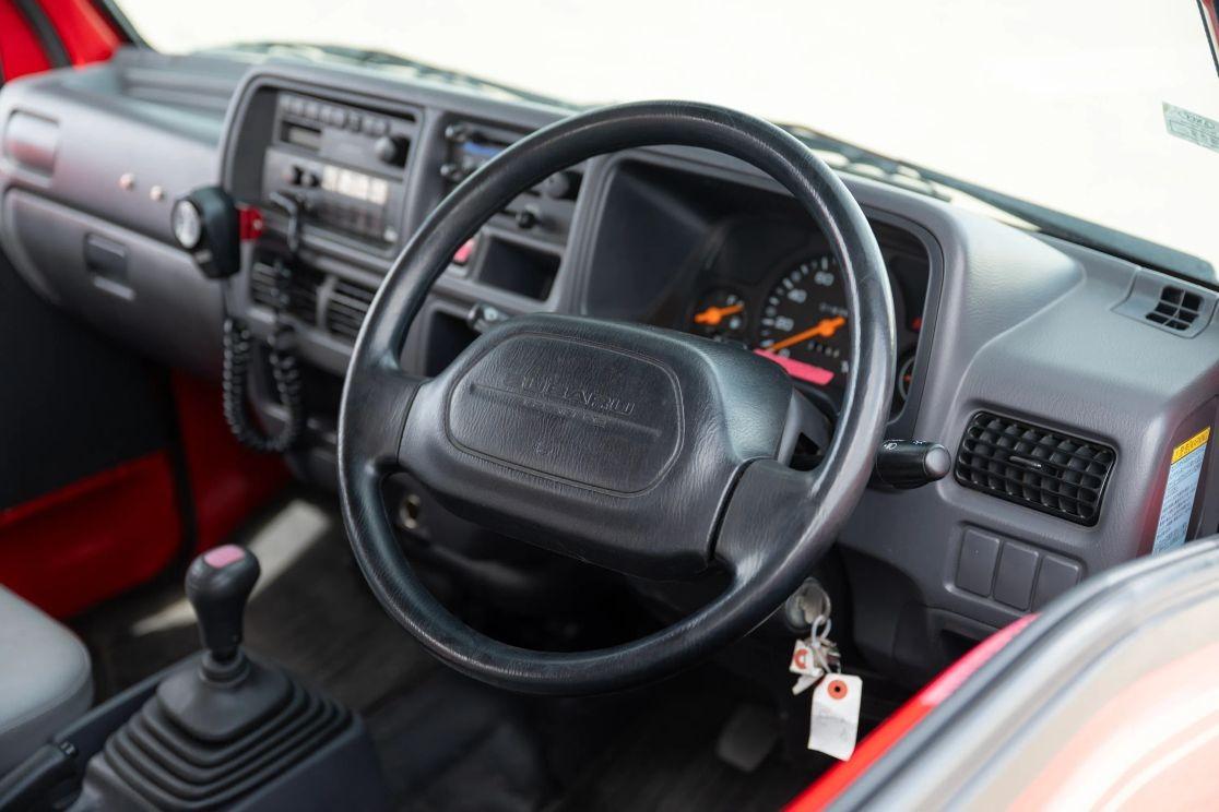 2000 Subaru Sambar Fire Van