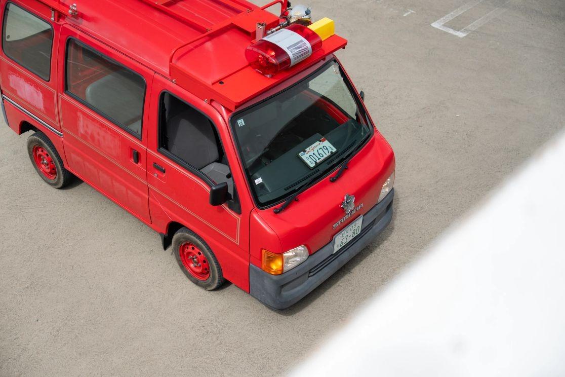 2000 Subaru Sambar Fire Van