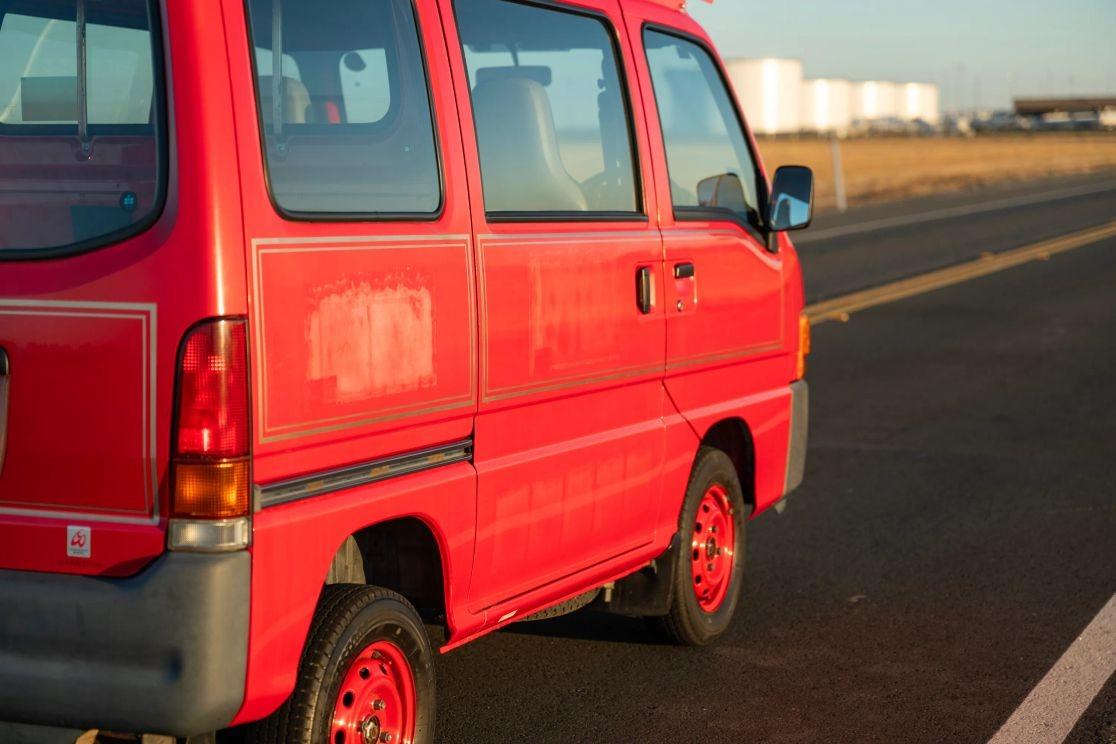 2000 Subaru Sambar Fire Van