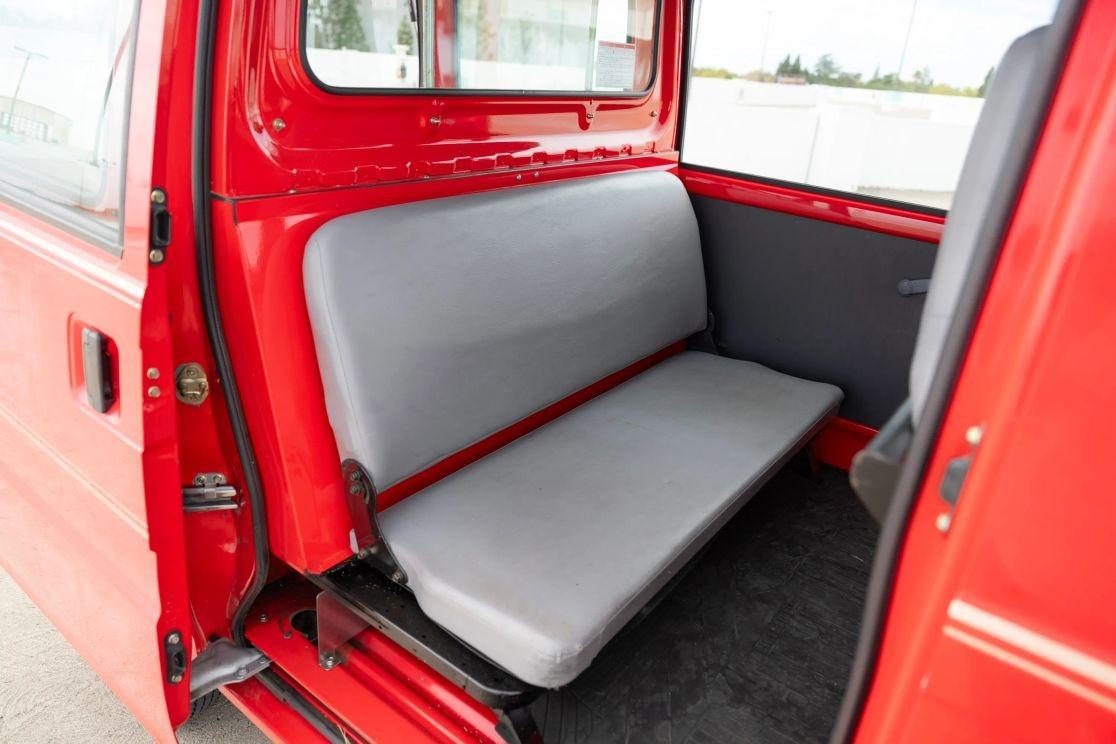 2000 Subaru Sambar Fire Van