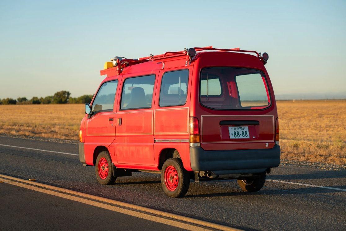 2000 Subaru Sambar Fire Van