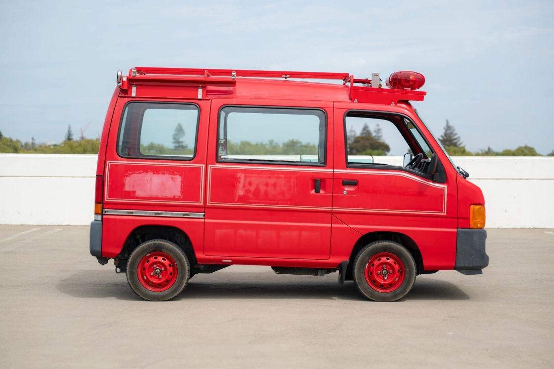 2000 Subaru Sambar Fire Van
