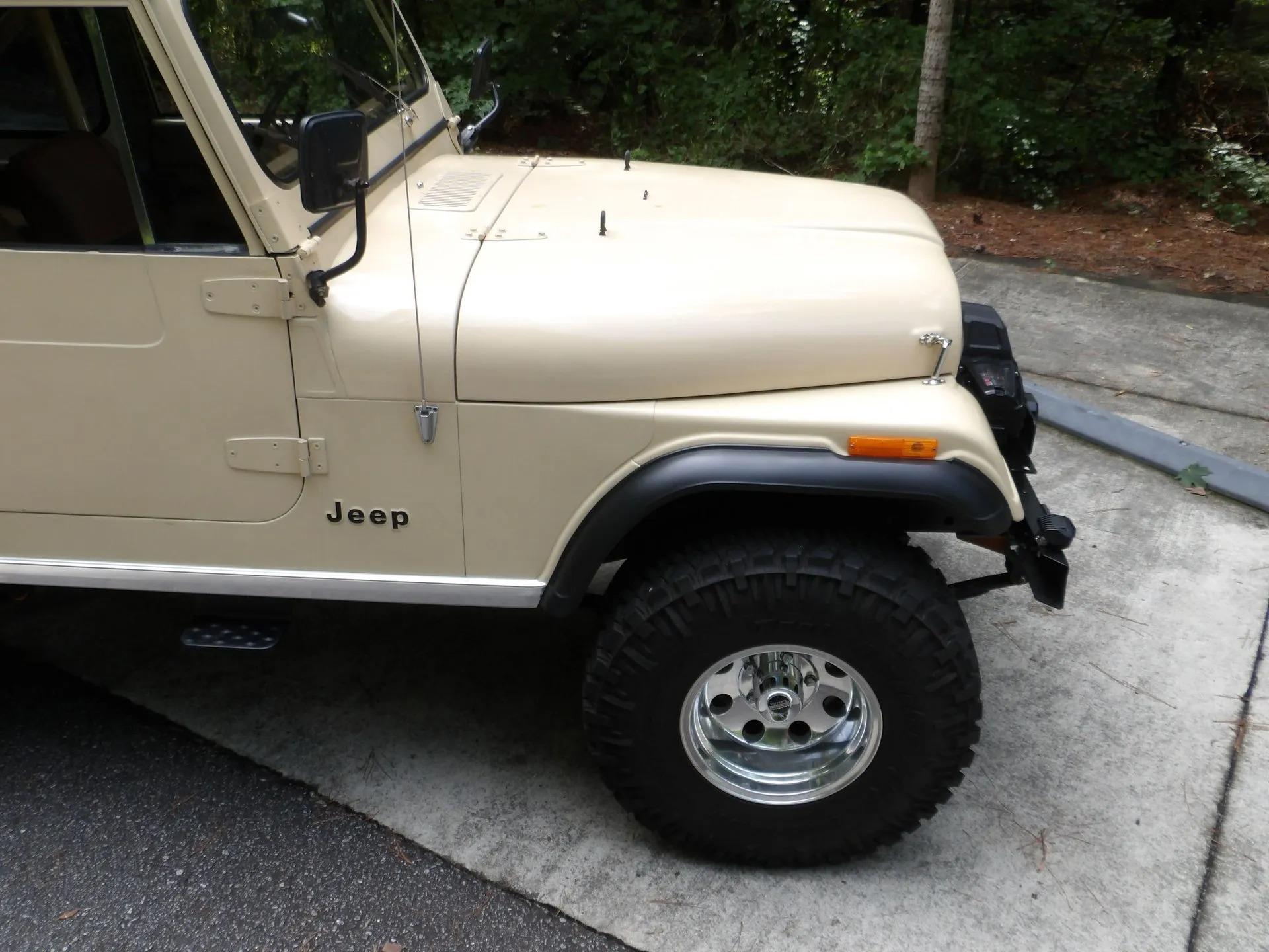 V8-Powered 1979 Jeep CJ7 4x4