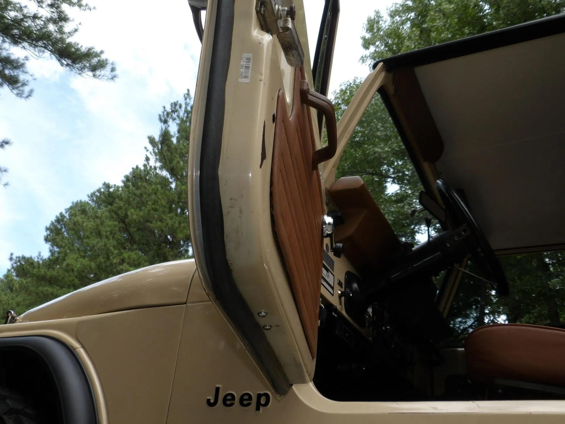 V8-Powered 1979 Jeep CJ7 4x4