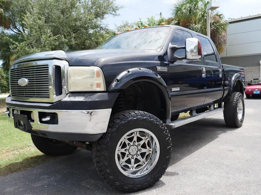 2006 Ford F-250 Lariat Crew Cab 4x4