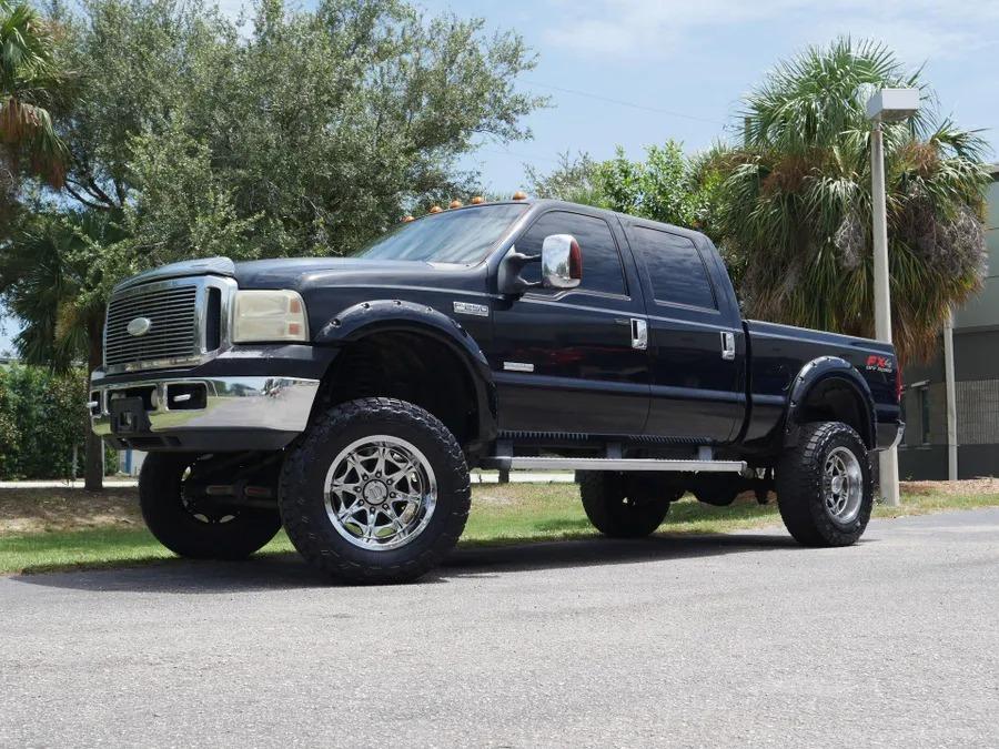 2006 Ford F-250 Lariat Crew Cab 4x4