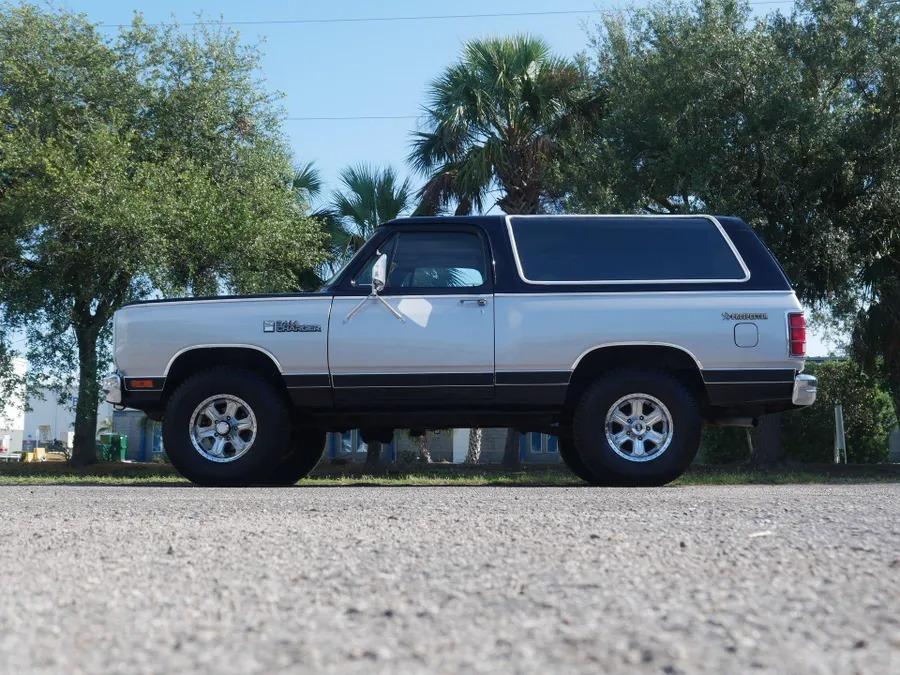 1983 Dodge Ramcharger Prospector 4x4