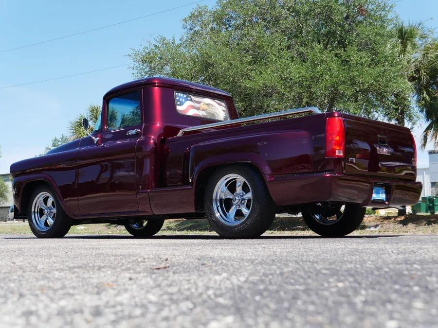 1958 GMC 100 Restomod - 3