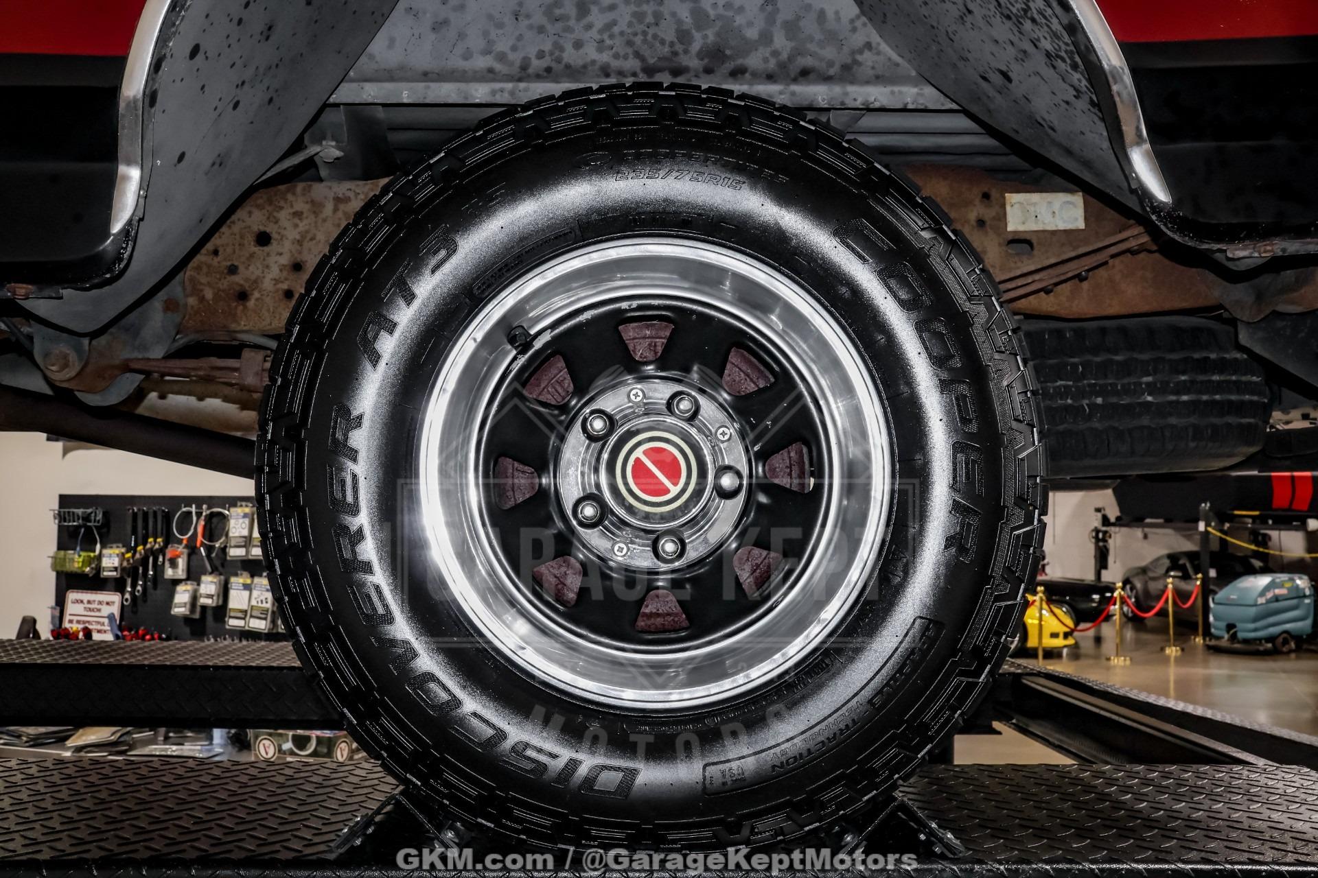 1990 Ford F-150 XLT Lariat