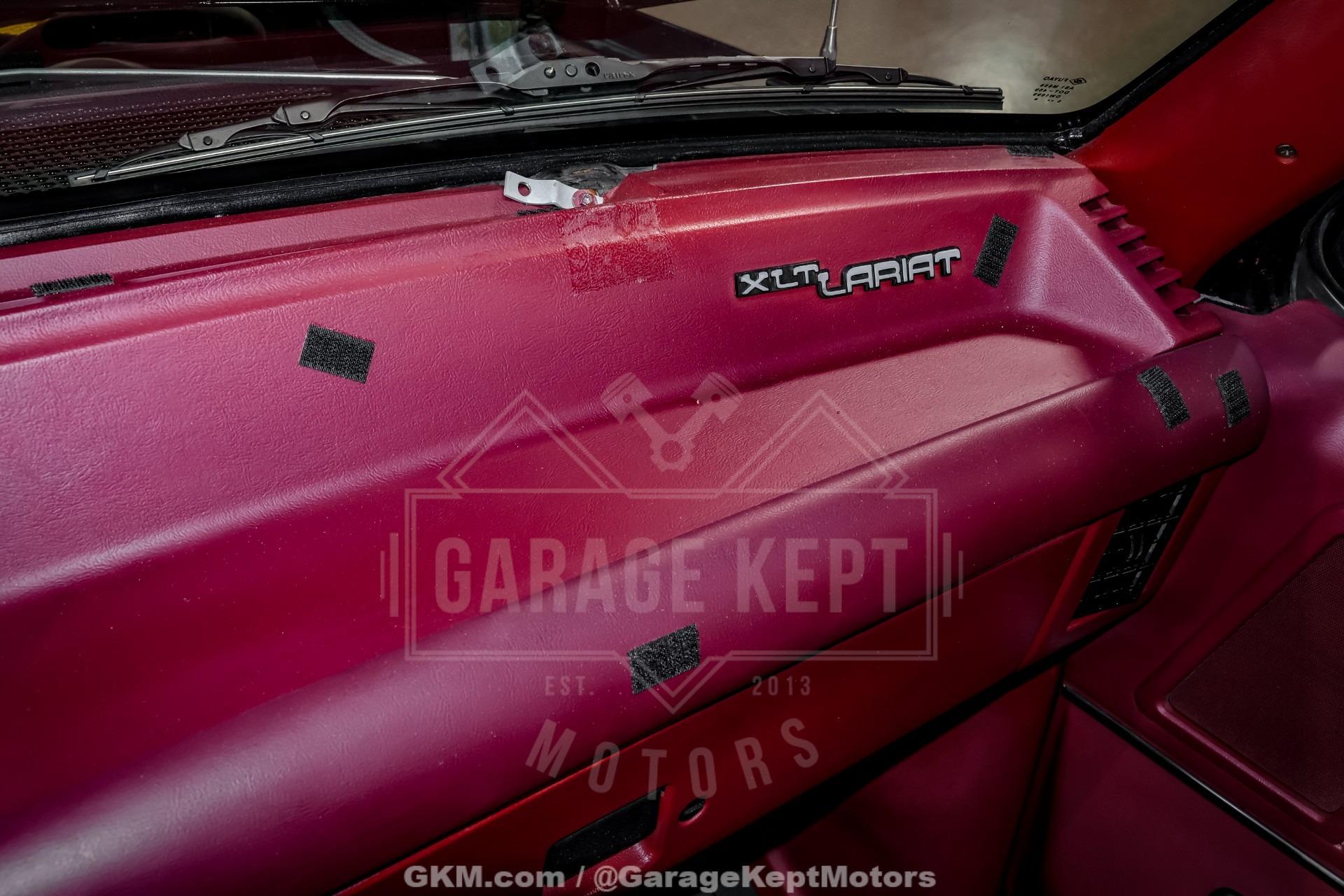 1990 Ford F-150 XLT Lariat