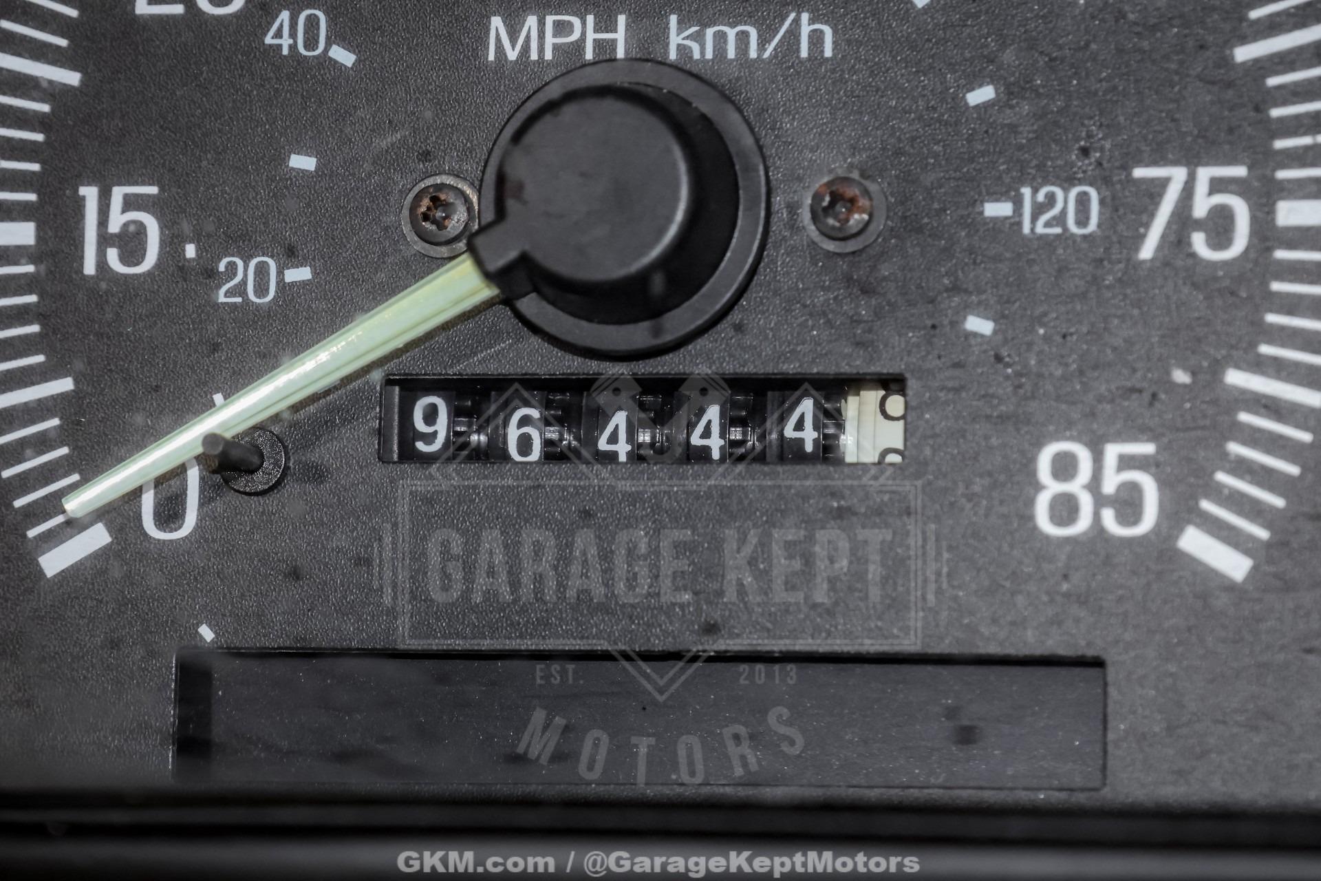 1990 Ford F-150 XLT Lariat