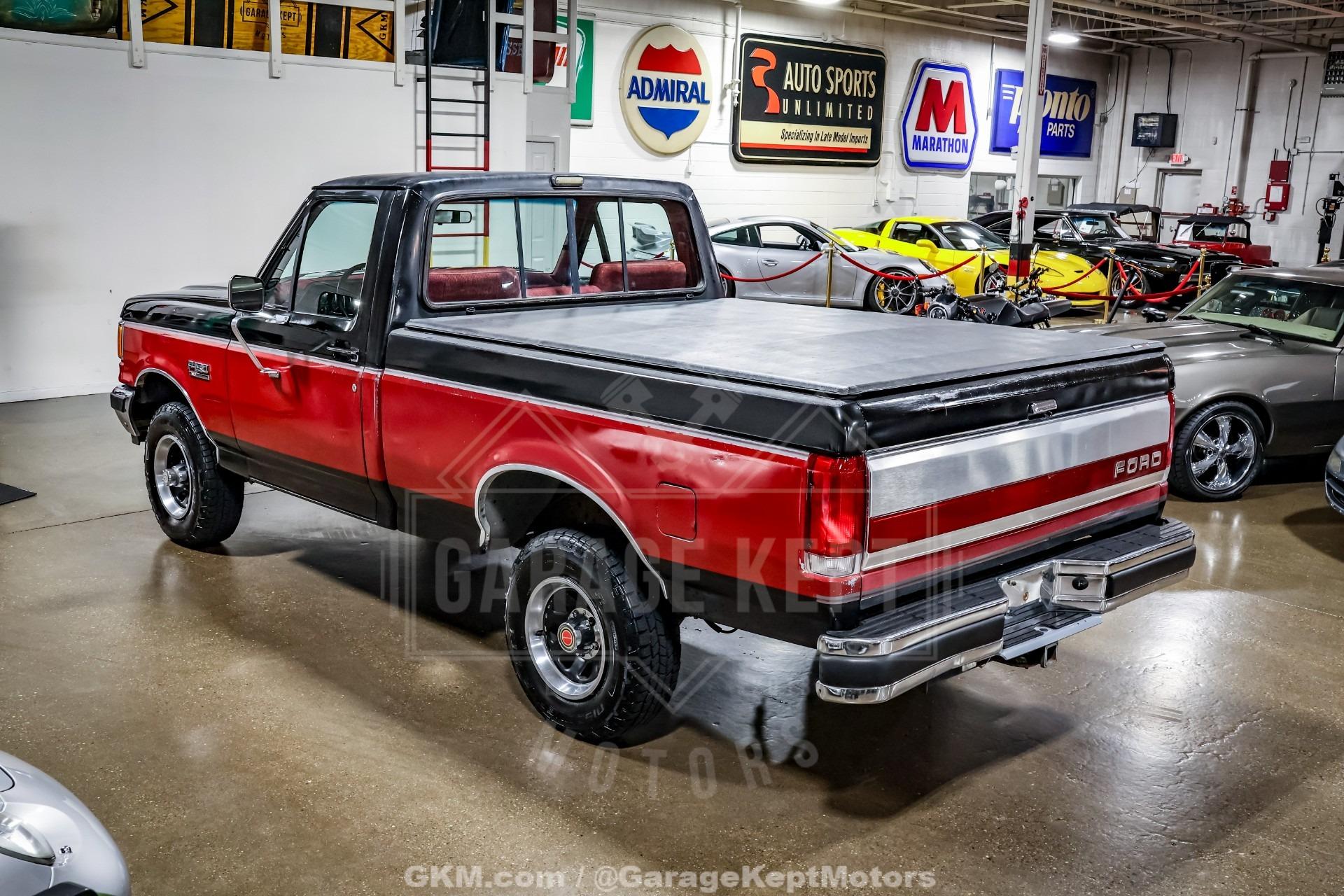 1990 Ford F-150 XLT Lariat - 3