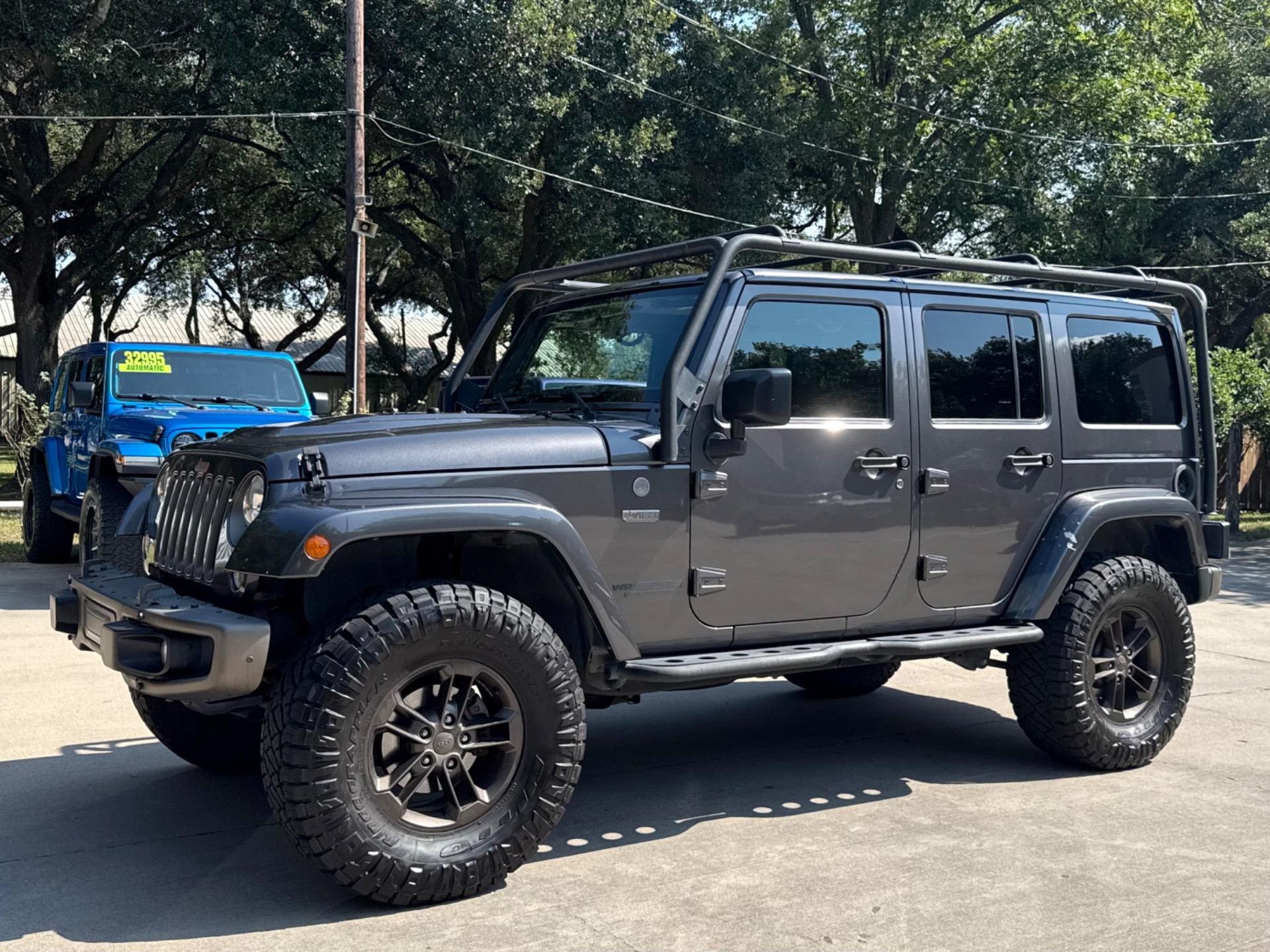 2016 Jeep Wrangler Unlimited Sahara