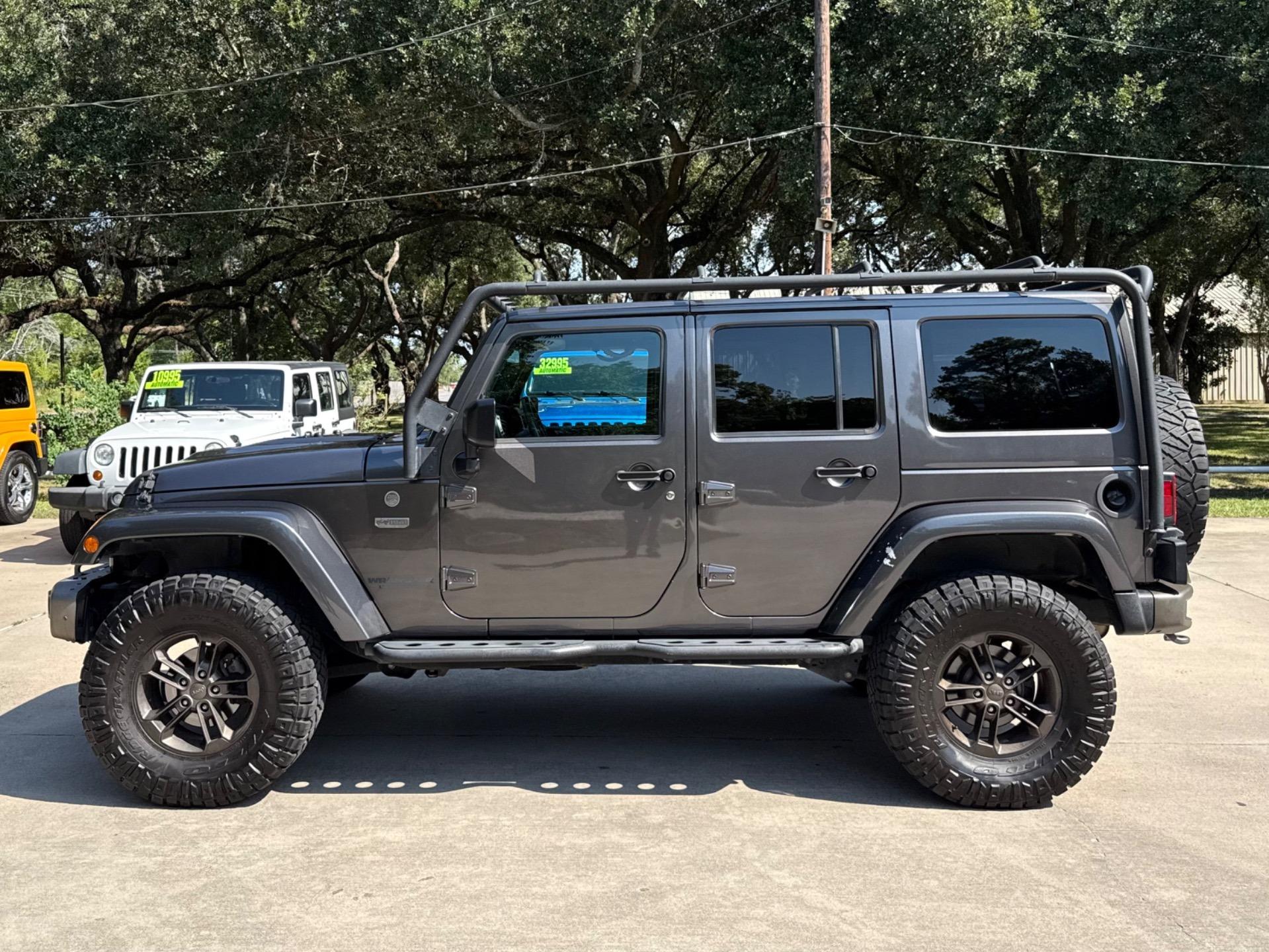 2016 Jeep Wrangler Unlimited Sahara