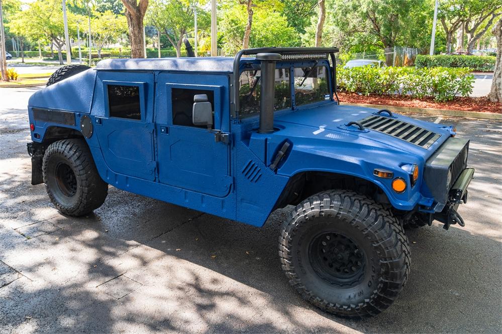  AM General HMMWV / Humvee
