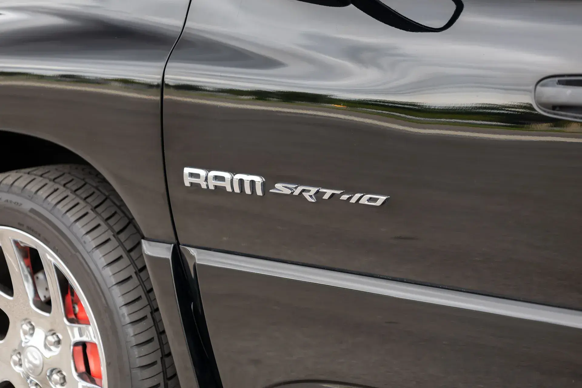 2005 Dodge Ram 1500 SRT-10