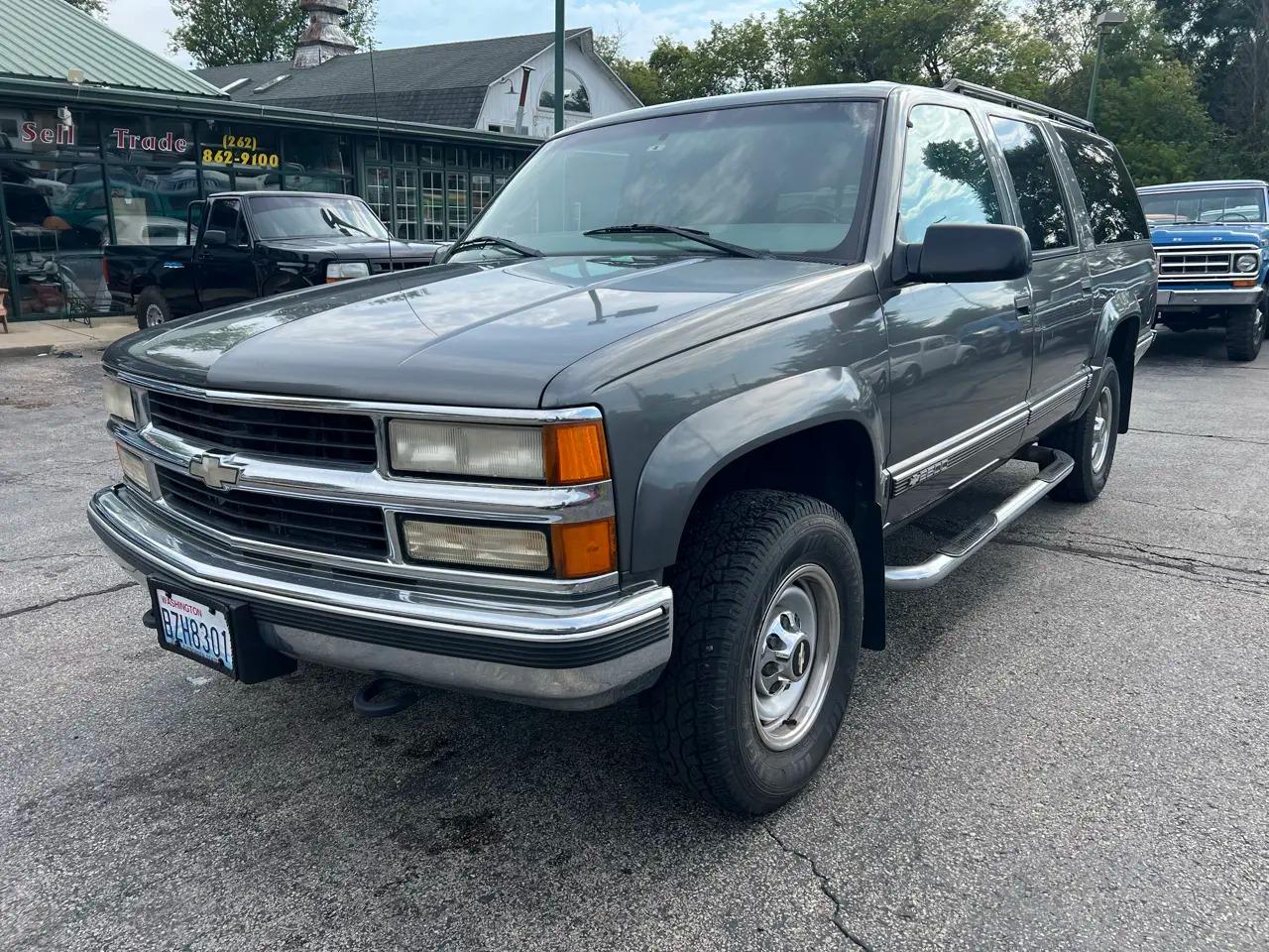  Chevrolet Suburban