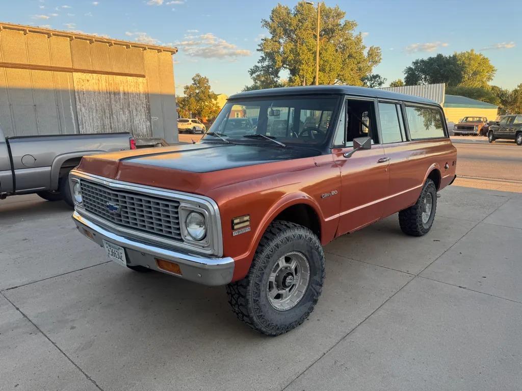  Chevrolet Suburban