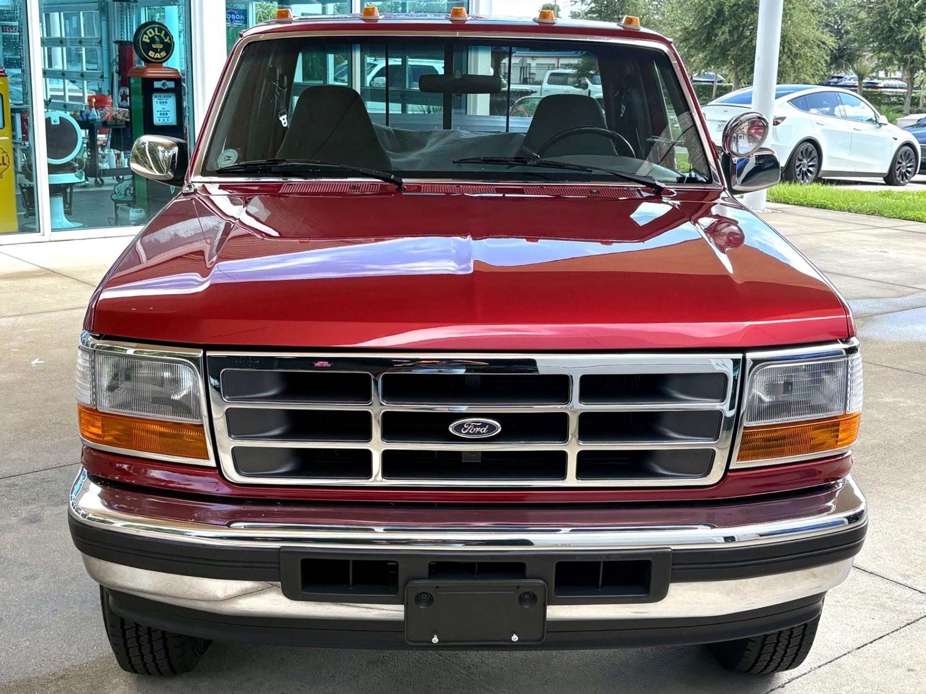 1996 Ford F-250 Lariat Eddie Bauer - 3