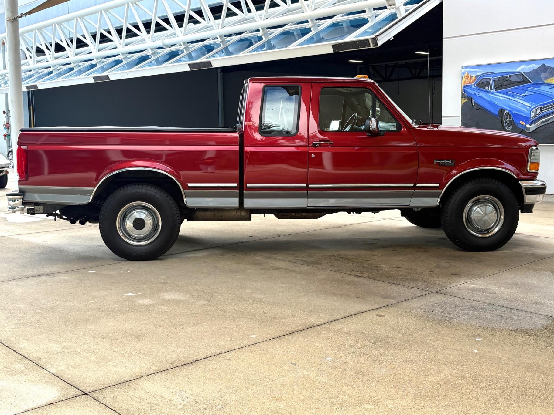 1996 Ford F-250 Lariat Eddie Bauer - 5