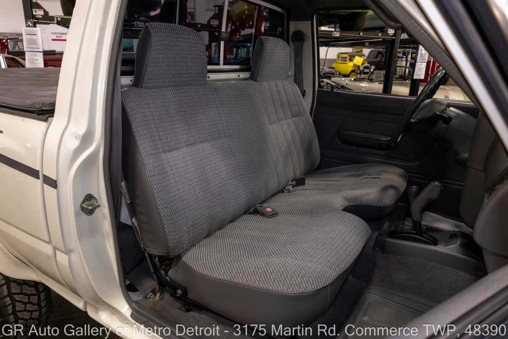 1995 Toyota Pickup DLX