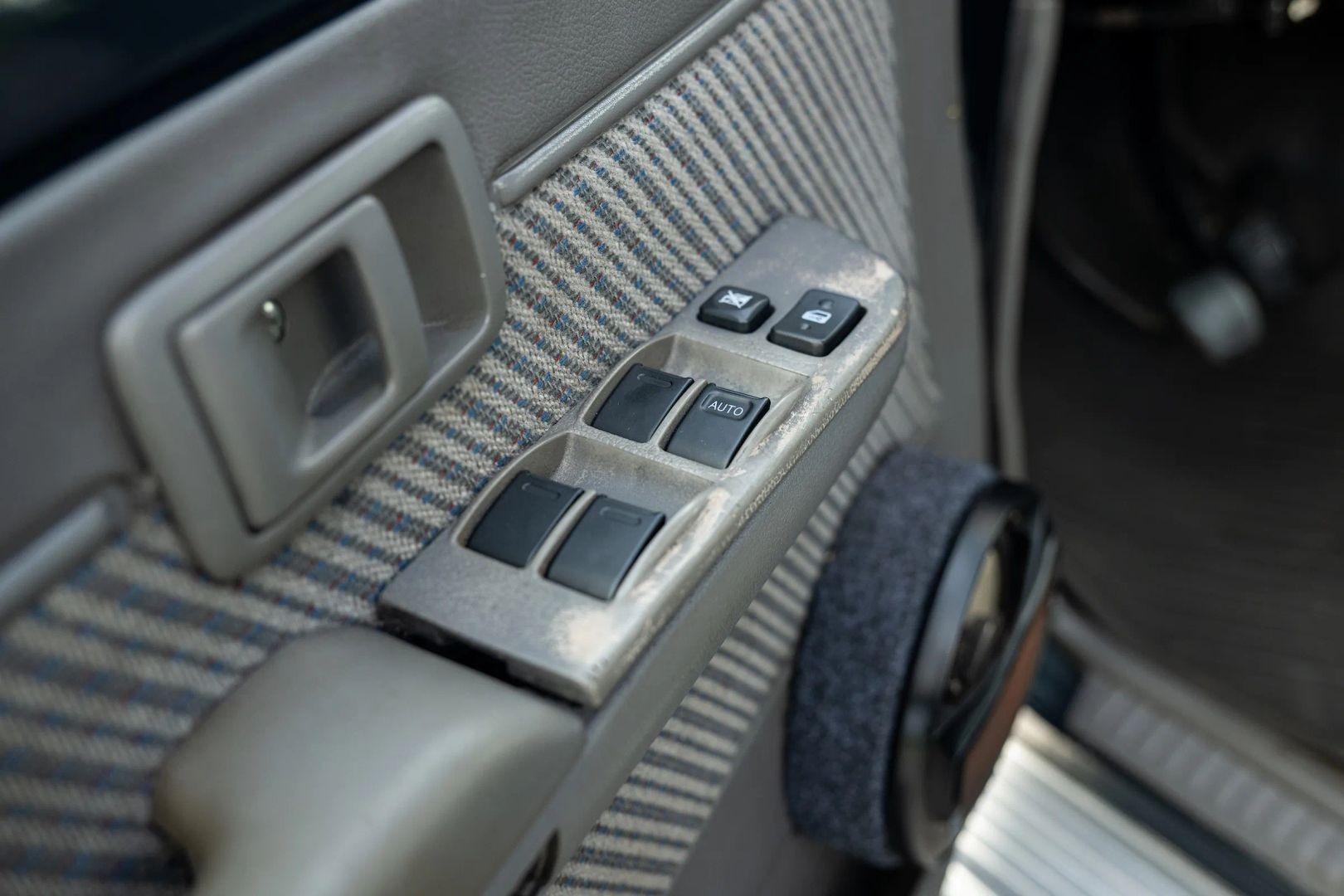 1994 Toyota Land Cruiser KZJ77