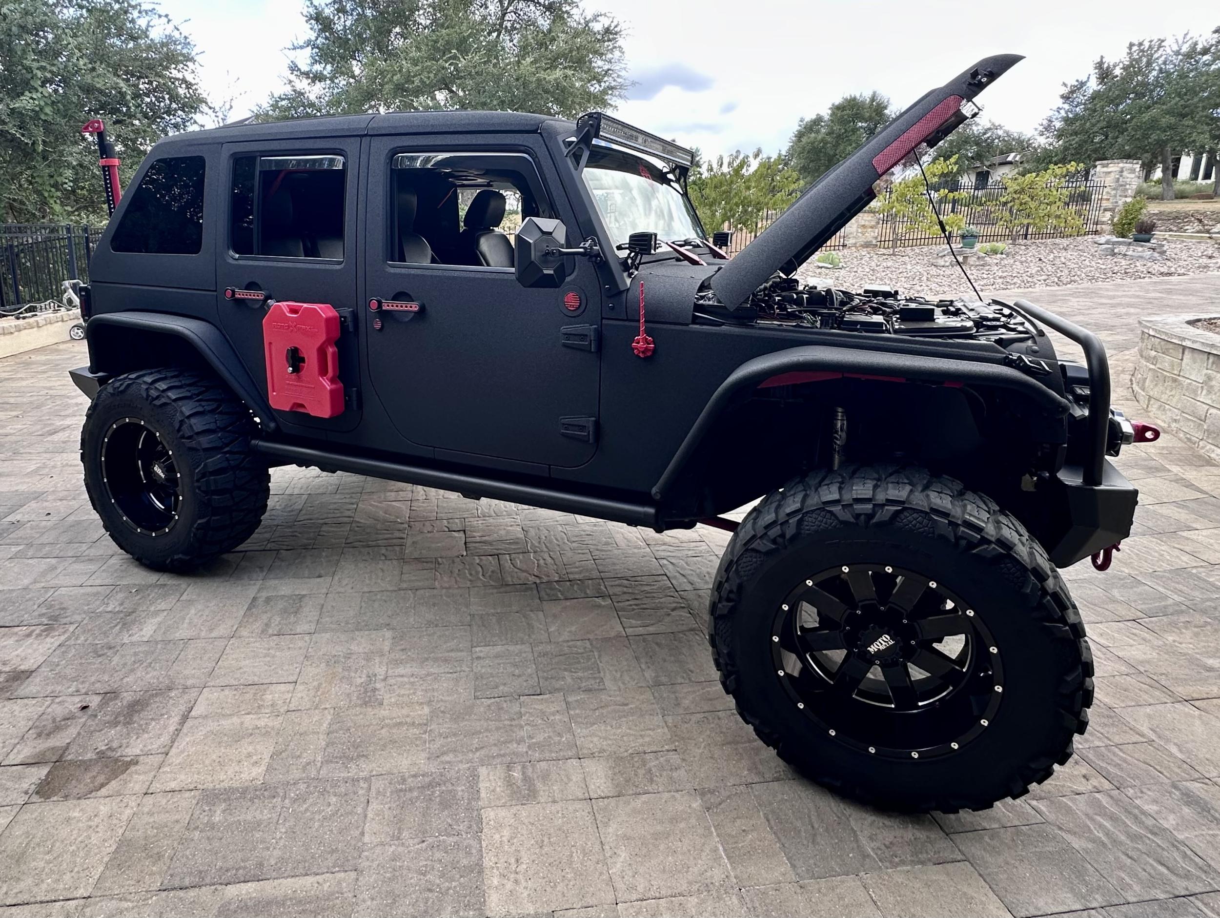 2015 Jeep Wrangler Unlimited Sport - 2