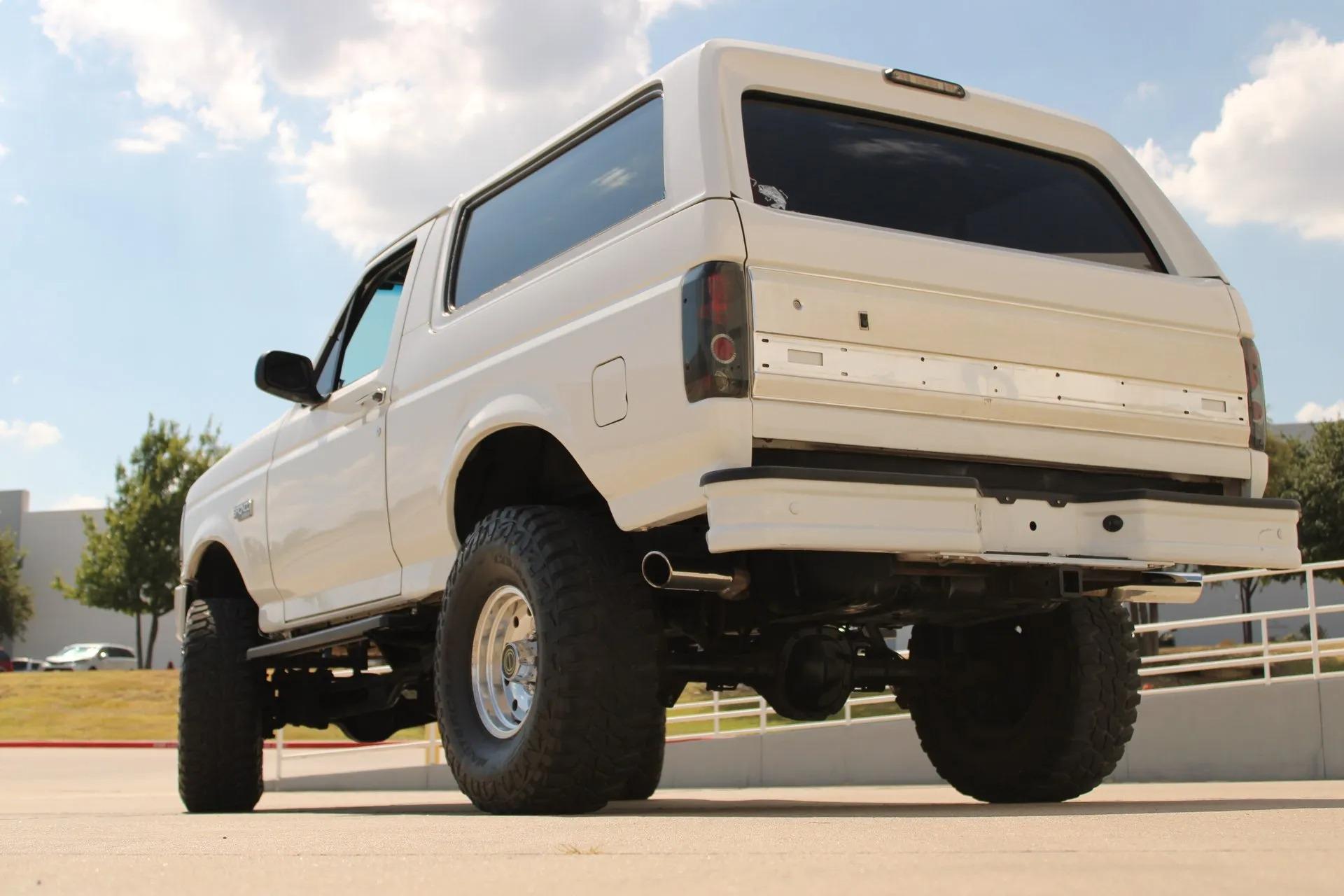 1993 Ford Bronco XLT 4x4