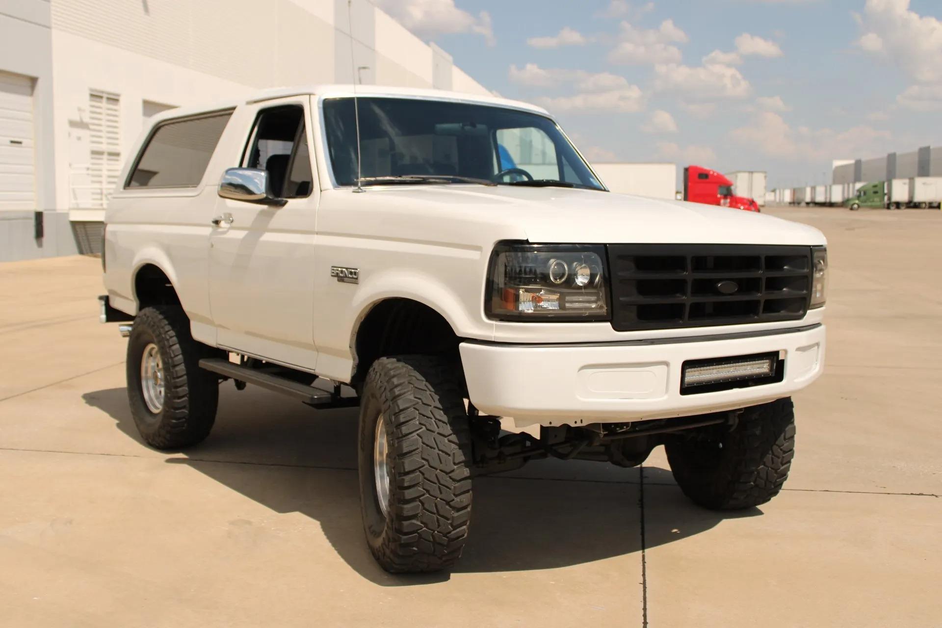 1993 Ford Bronco XLT 4x4