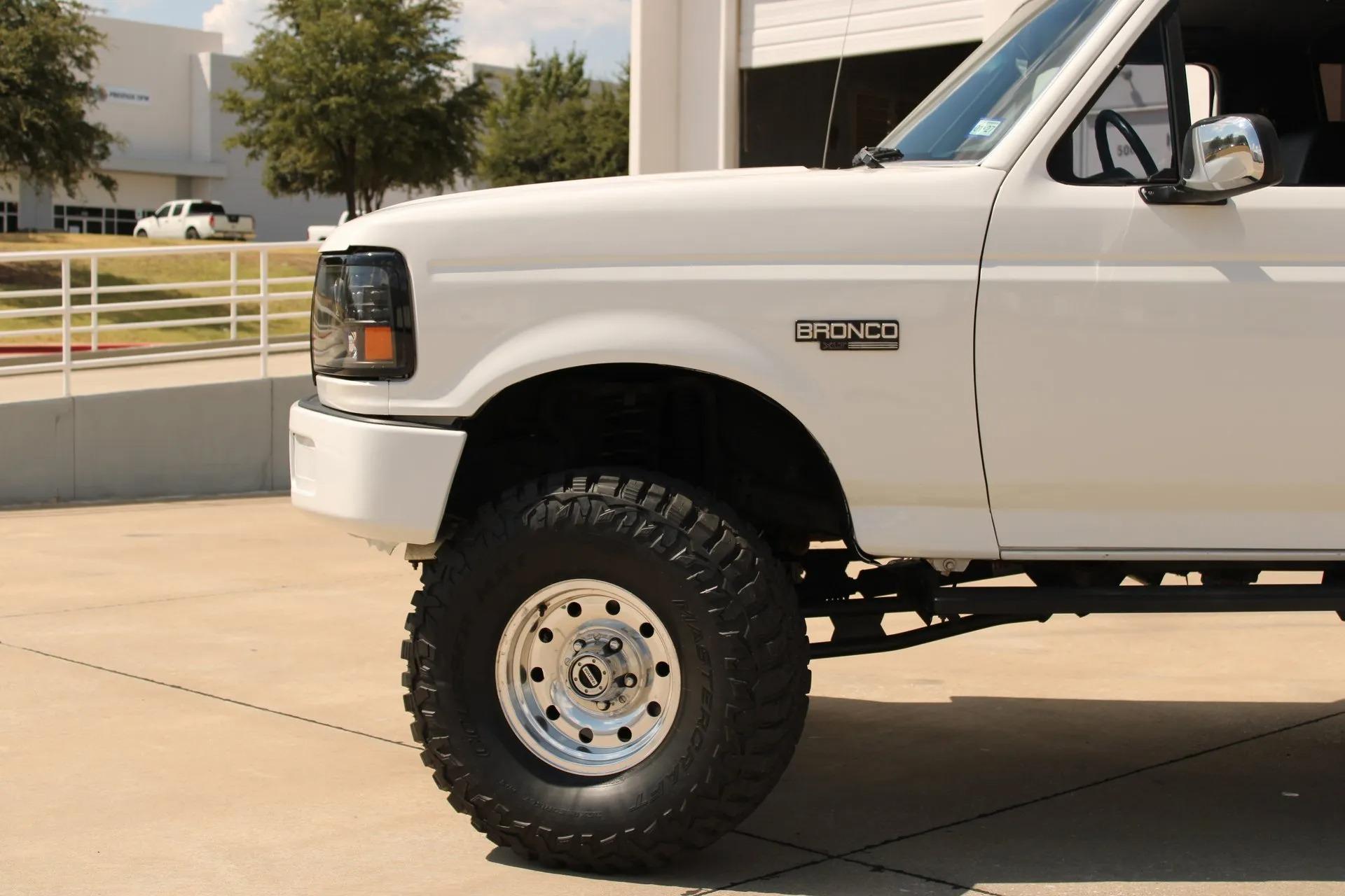 1993 Ford Bronco XLT 4x4