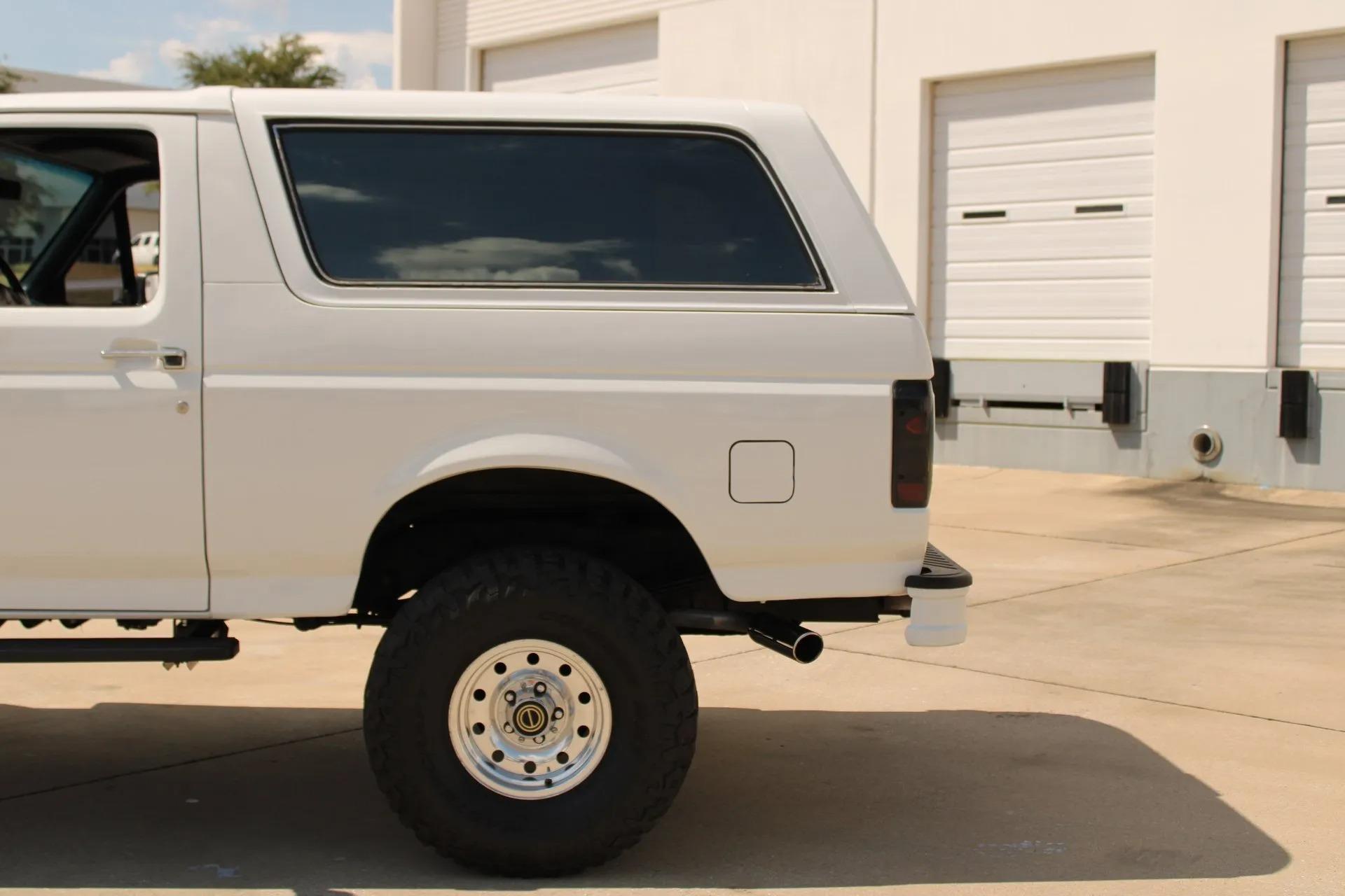 1993 Ford Bronco XLT 4x4